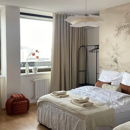 Panorama View Design Apts In Old Town - Free Parking Διαμέρισμα