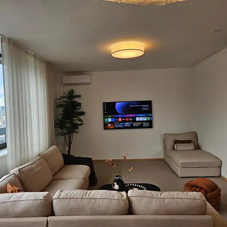 Panorama View Design Apts In Old Town - Free Parking Apartament *